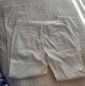 Escales  Men's Soft Gray Khakis